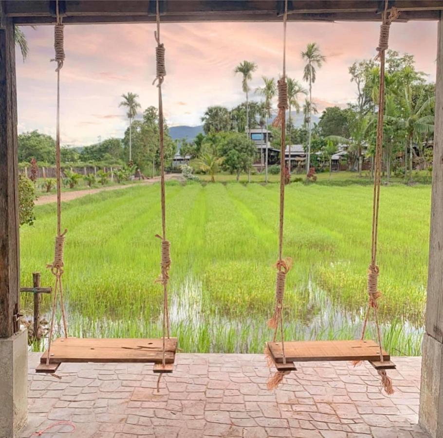Bantunglom Resort Mae Rim Exterior photo